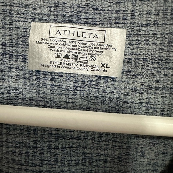 Athleta: Women’s Tank Top- Sizs XL - Picture 3 of 3